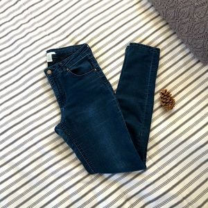 H&M Medium Rise Faded Denim Skinny Jeans